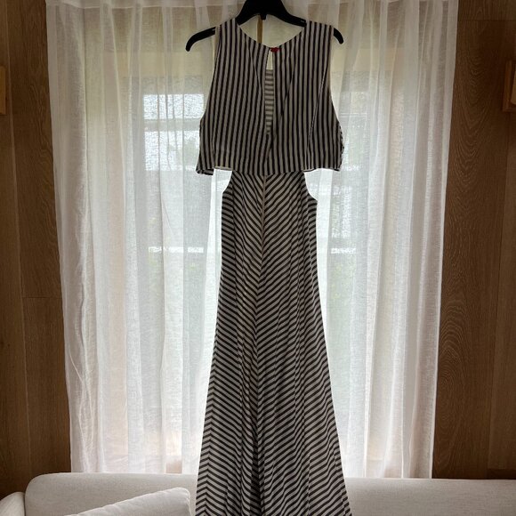 Le Soleil d'ete | Striped Maxi Dress - Picture 2 of 5